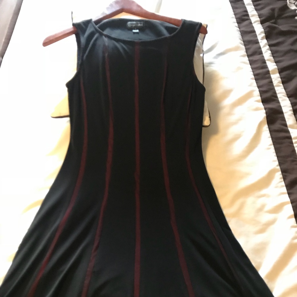 Black with Burgundy 3 1/4 length dress